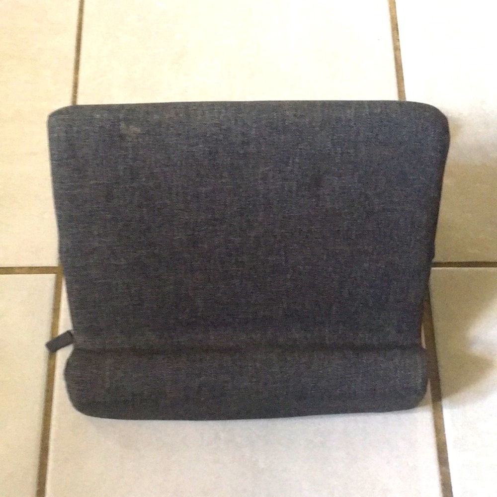 ELECTRONICS HOLDER - Picture 3 of 8